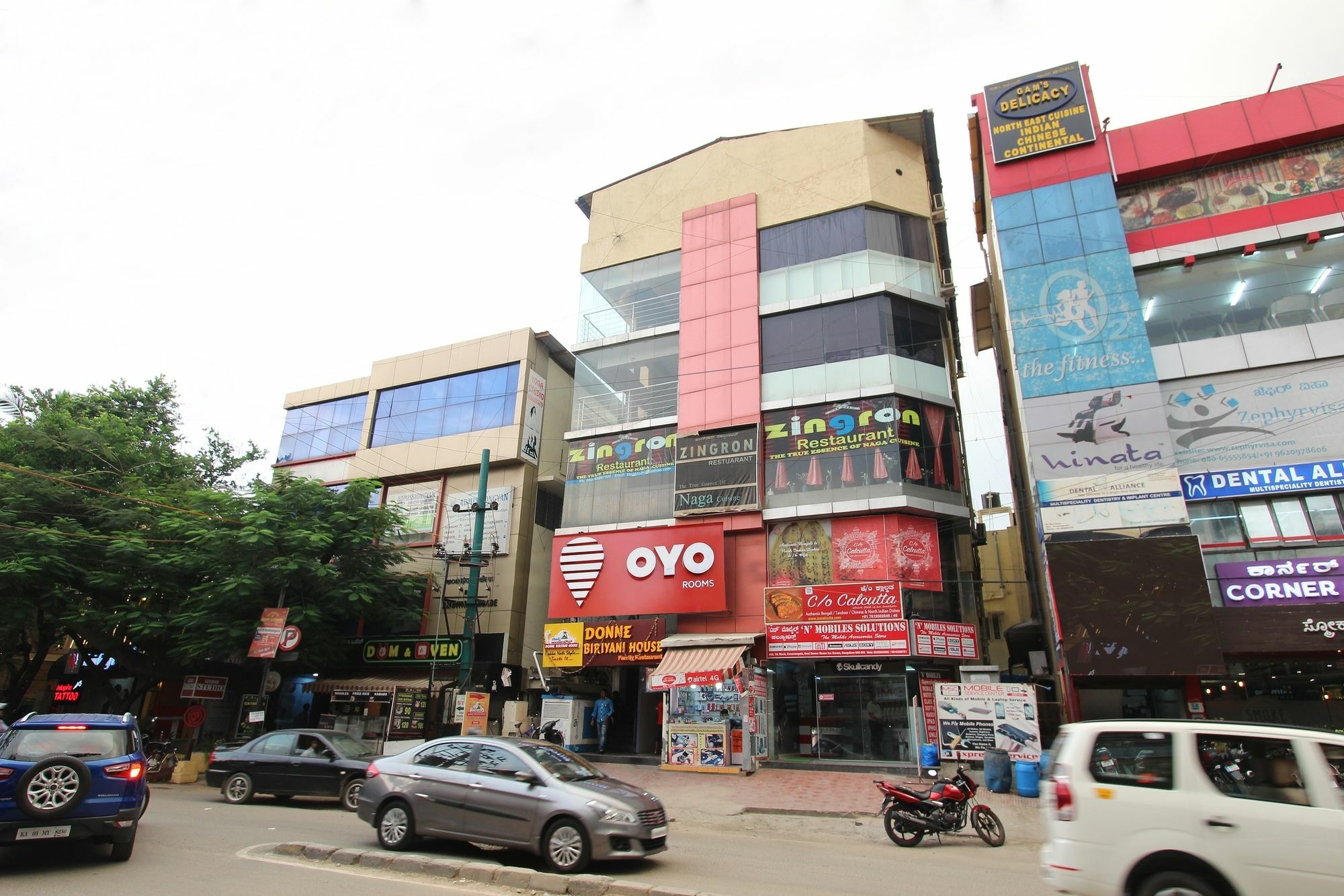 Oyo 4290 Silicon Suits Bangalore Esterno foto